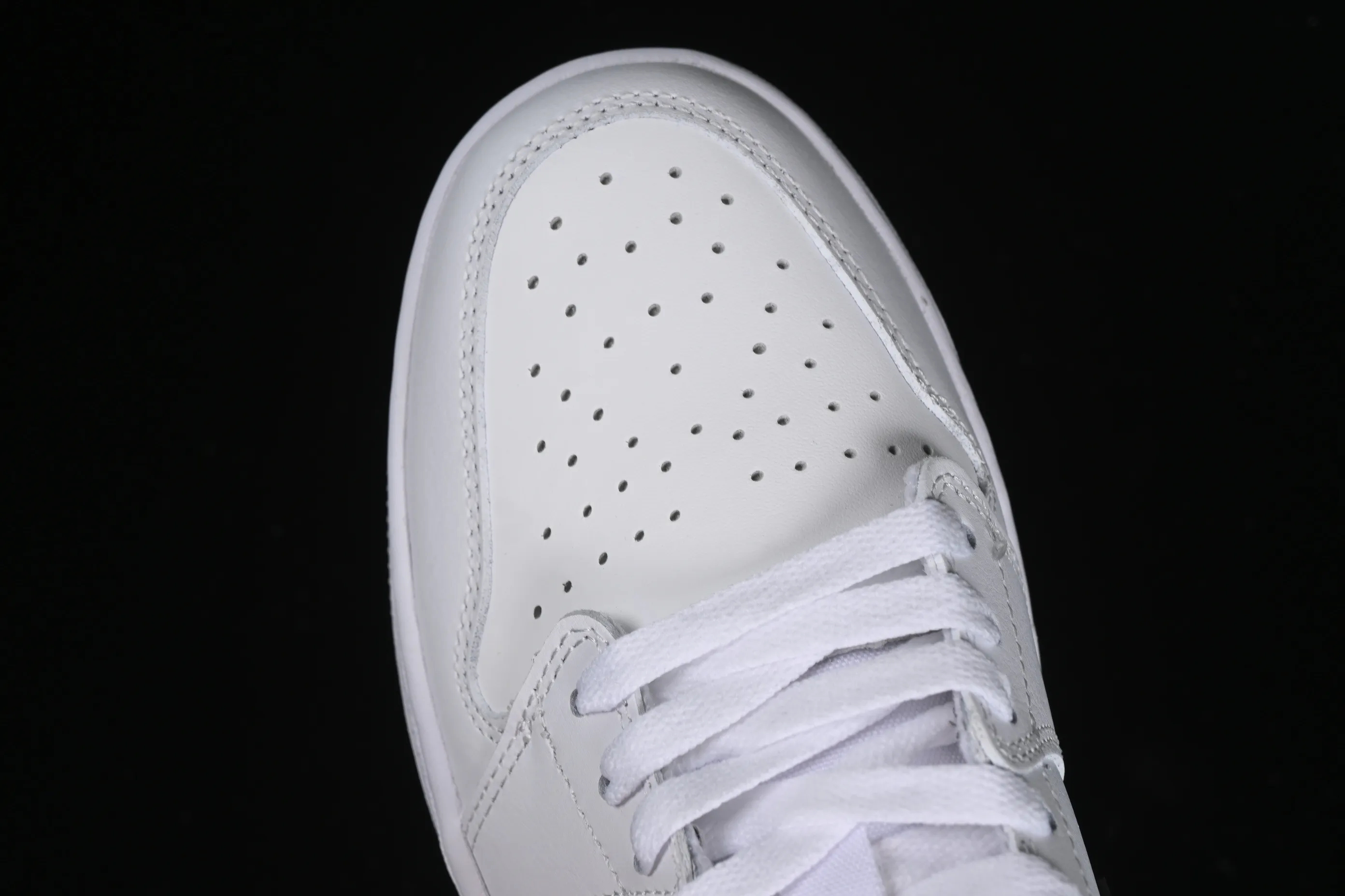 All categories Air Jordan Jordan series basketball shoes Air Jordan 1 Low Z version Air Jordan 1 Low "85 Metallic BLack" AJ1 Joe 1 metallic white and blue FB9933-102